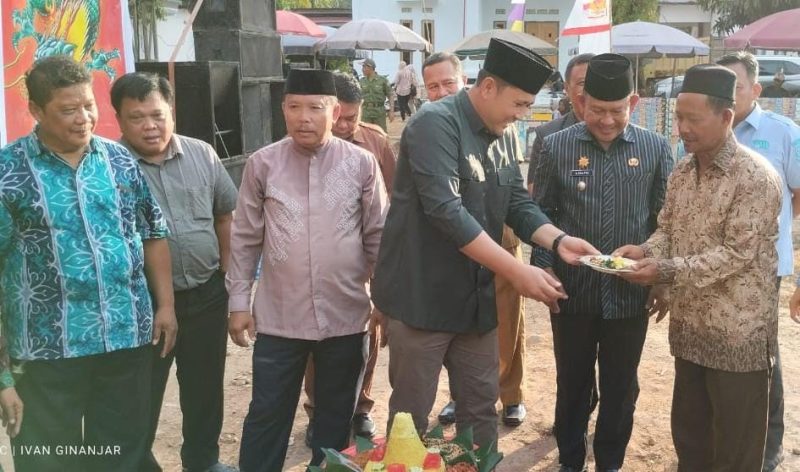 Bupati Merangin Syukur