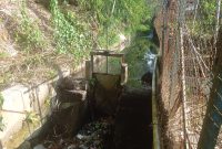 Saluran Irigasi Ditutup Perumda Tirta Khayangan (Foto : Koridornews.id)