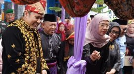 Bupati M.Syukur di Festival Pangkalan Jambu