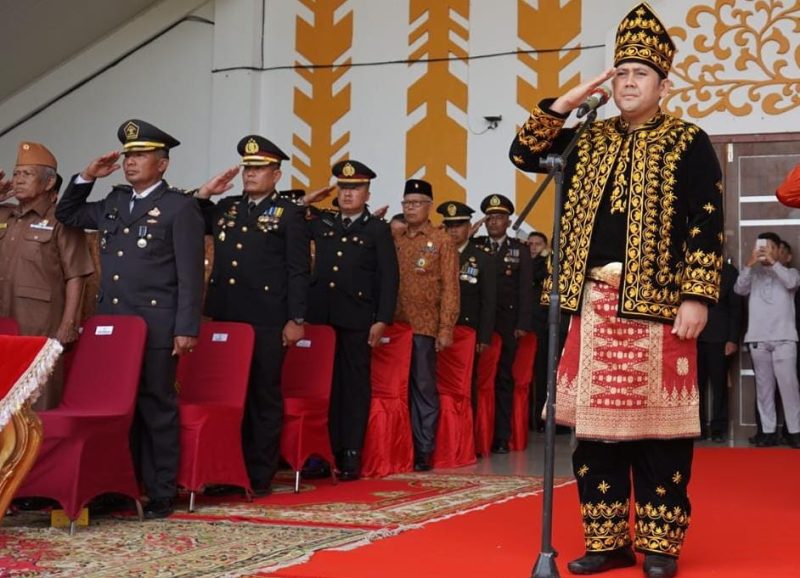 Bupati H.M.Syukur Upacara HUT RI Ke 80