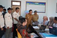 Wabub Khafid Moin Berkunjung ke Desa Plakar Jaya