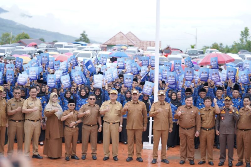 Bupati Monadi Srahkan SK PPPK tahap I,Selasa (16/09/2025)