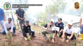 Wakil Ketua DPRD Hardizal Ikut Bersama Gotong Royong Bersama Pemkot,Jumat 26/09/2025