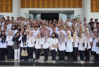Bupati Merangin Terima Honorer Non Database,Rabu 24/09/2025 (Dok Diskoninfo)