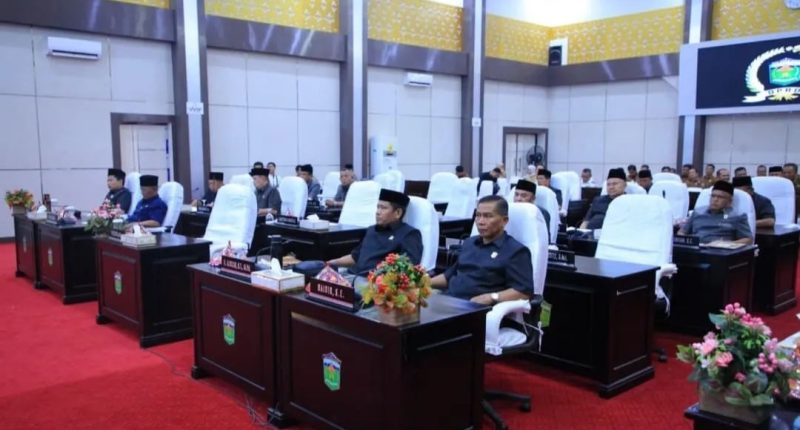 Sidang Paripurna DPRD Sungai Penuh