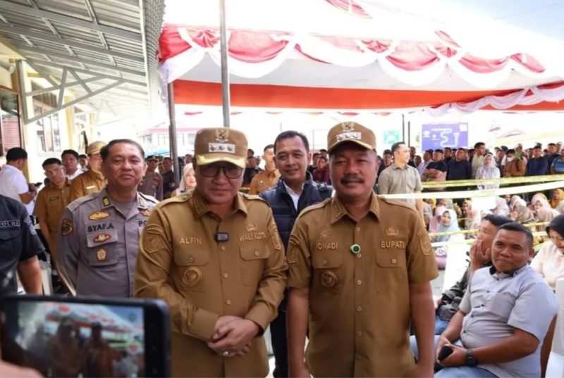 Monadi dan Alfin Sambangi Polres Kerinci Melihat Pengurusan SKCK PPP Paruh Waktu,Senin (15/09/2025)