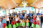 Bupati Batang Hari Fadhil Arief dan Bunda Zulva Serahkan 10.428 Seragam Sekolah untuk Siswa TK, SD, SMP,Rabu (17/09/2025)