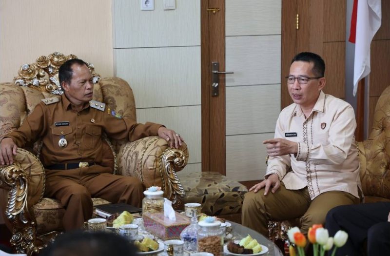 Wawako Azhar Hamzah Terima Jajaran Polda Jambi,Seinin 22/09/2025  (Dok Humas dan Protol Setda Sungai Penuh)