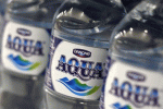 Foto : Ilustrasi Air Mineral Merk AQUA (Dok CNN Indonersia)