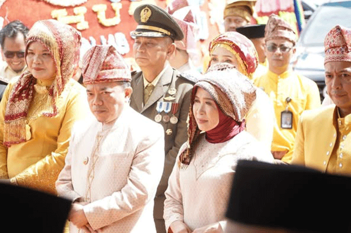 Foto : Gubernur Al Haris Saat Hadir di HUT Kaqbupaten Tanjung Jabung Timur (Dok Diskominfo Provinsi Jambi)