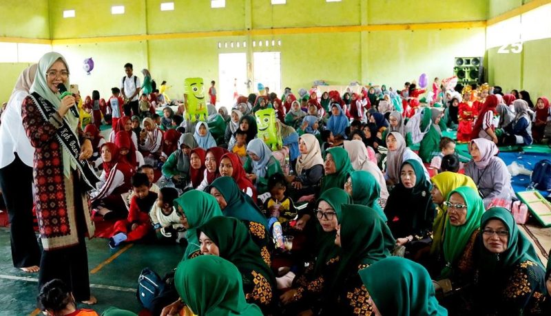 Bunda PAUD Zulva Fadhil Sosialisasikan Program 13 Tahun Wajib Belajar di Mersam,Kamis   09 Oktober 2025