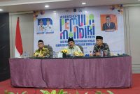 Bupati Tanjung Jabung Barat Drs. H. Anwar Sadat, M.Ag membuka Workshop Pemuda Mandiri yang digelar Dinas Pariwisata, Kepemudaan, dan Olahraga Kabupaten Tanjung Jabung Barat, Rabu 29 Oktober 2025 (Dok Prokopim TanjabBarat)