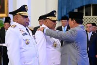 Presiden Prabowo Lantik Matius Fakhiri dan Aryoko Rumaropen sebagai Gubernur dan Wakil Gubernur Papua,Rabu 08 Oktober 2025 (Dok BPMI)