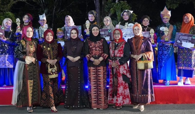 Semarak Puncak Hari Batik Nasional di Merangin