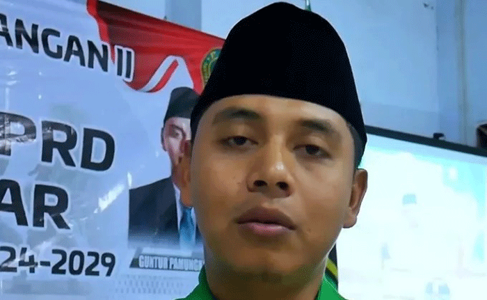 Foto : Guntur Pamungkas, Anggota DPRD Kota Blitar dari PPP ( Dok : ANGGI SEPTIAN/RADAR BLITAR)