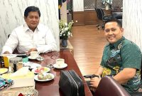 Bupati H M Syukur dan Wamentran Viva Yoga Mauledi