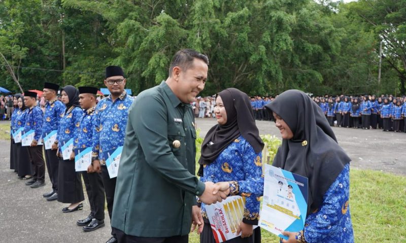 Bupati Merangin H.M Syukur Lantik 1.375 PPPK,Kamis 09 Oktober 2025 (Dok Diskominfo Merangin)