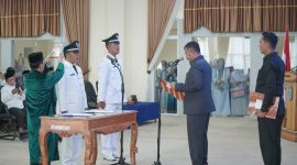 Bupati Monadi Lantik Dua Kades Penggati Antar Waktu,Senin 06/10/2025