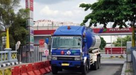 Iustrasi Mobil Tangki Pertamina