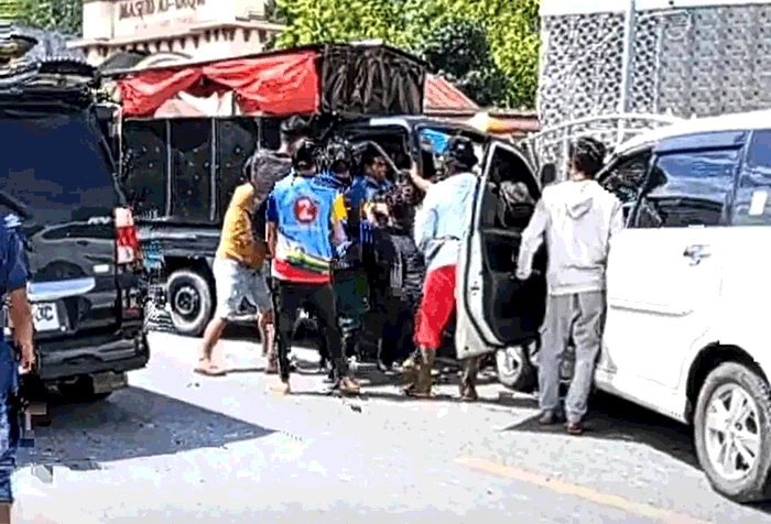 Foto : Screnshoot Tabrakan Avanza dengan L300 di Kerinci,Senin 27 Oktober 2025 (Dok Istimewa)