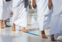 Foto : Ilustrasi umrah. Berikut tata cara daftar umrah mandiri lewat Nusuk Umrah yang sudah dilegalkan pemerintah Indonesia. (Dok via REUTERS/Saudi Ministry of Media)  