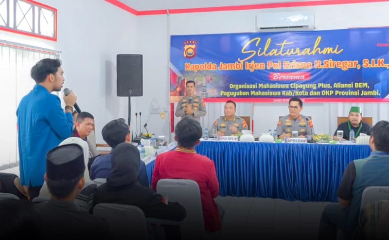 Foto : SilaturahmiKapolda Jambi Irjen Pol Krisno H.Siregar (Dok : Humas Polda Jambi)