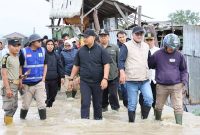 Foto : Wako Alfin pantau Banjir,Jumat 28 November 2025 (Sumber : Roli/Koridornews.com)