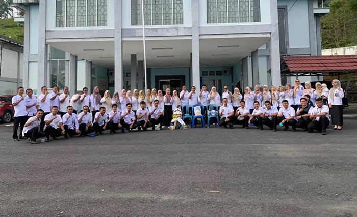 Foto : Pegawai BKPSDM Kota Sungai Penuh (Sumber : Koridornews.id)