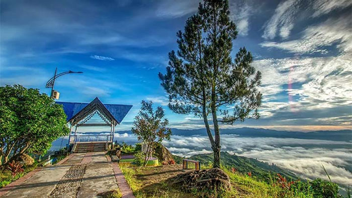 Foto : Bukit Khayangan Destinasi Wisata di Kota Sungai Penuh (Sumber Istimewa)