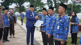 Foto : Bupati Merangin H.M. Syukur (Sumber : Kominfo)