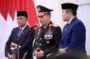 Foto : Kapolri Jendral Listyo Sigit Prabowo,Mensesneg Hadi Prasetyo dan Seskab TedyIndra Jaya Konfrensi Pers Terkait Ledakan SMA 72 Jakarta (Dok : BPMI Setpres)