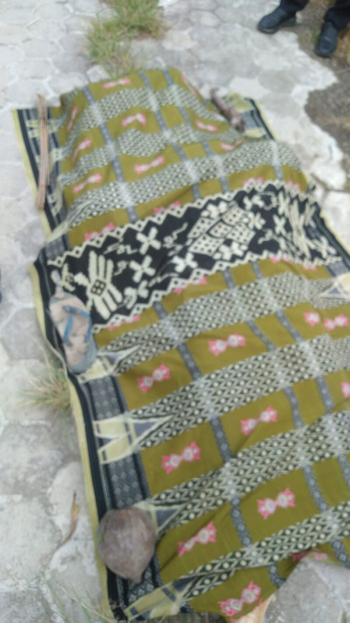 Foto : Penemuan Mayat Di Tanah Kampung (Sumber : Istimewa)