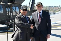 Foto : Presiden Prabowo Subianto menyampaikan pernyataan pers bersama Perdana Menteri Australia Anthony Albanese usai meninjau Kapal HMAS Canberra di Garden Island Naval Base, Sydney, Australia, pada Rabu, 12 November 2025.(Sumber : BPMI Setpres)