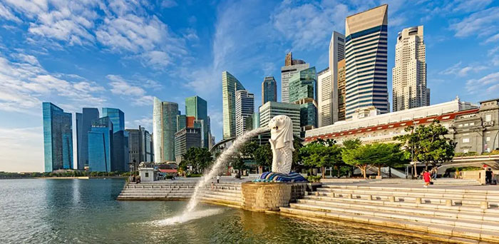 Foto : Ikonik Merlion Singapura (Dok Traveloka.com)