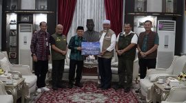 Gubernur Al Haris Serahkan Bantuan Jambi Ke Sumbar