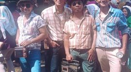 Empat Orang Pemuda Kerinci Berkostum Tempo Dulu