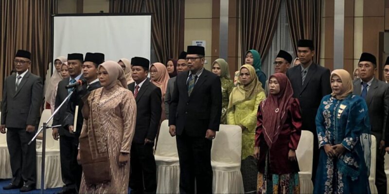 Foto : Pelantikan Pejabat Eselon II,III dan IV Pemkot Sungai Penuh