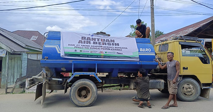 PT Tren Gen Horizon salurkan tangki air bersih ke Aceh Tamiang